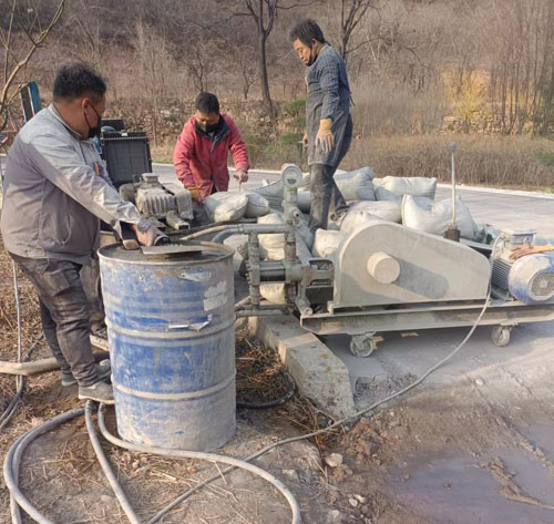 柳江路面下沉注浆